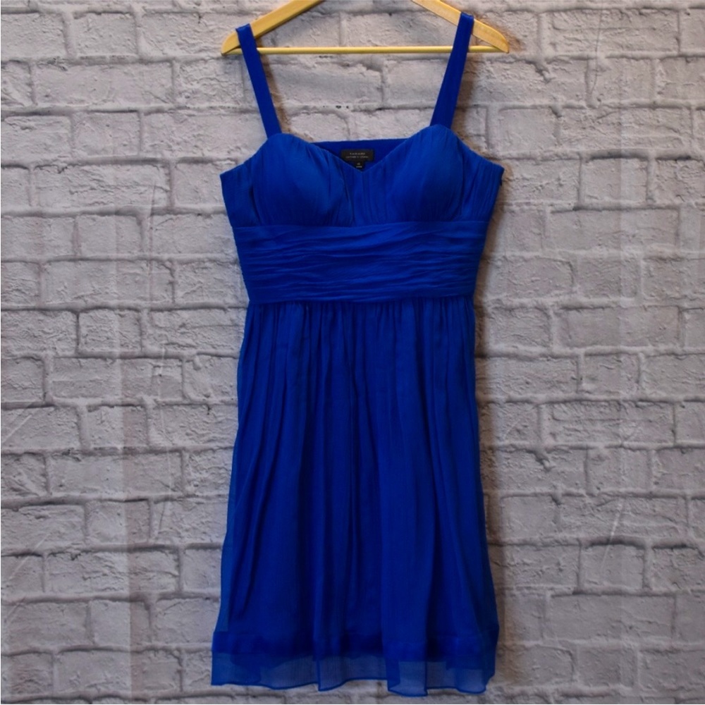 TAHARI Cute silk spaghetti strap sleeveless semi-formal blue dress - Size 10
